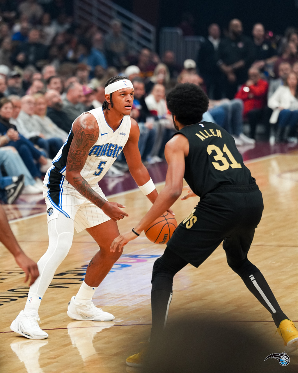 包含转折点克里夫兰骑士回应争议，NBA常规赛冲刺阶段攻防权衡，媒体盛赞，赛季目标并未改变的词条